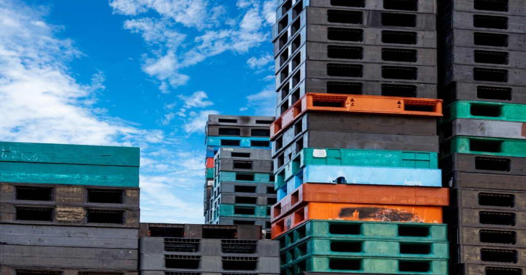 Are Plastic Pallets the Future of Sustainable Shipping?